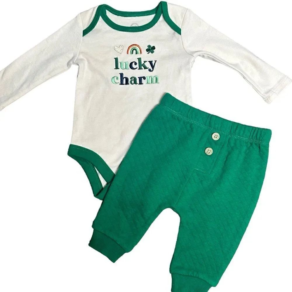 Lucky Charm Infant 2 Piece Long Sleeve Bodysuit & Pants - Picture 2 of 5